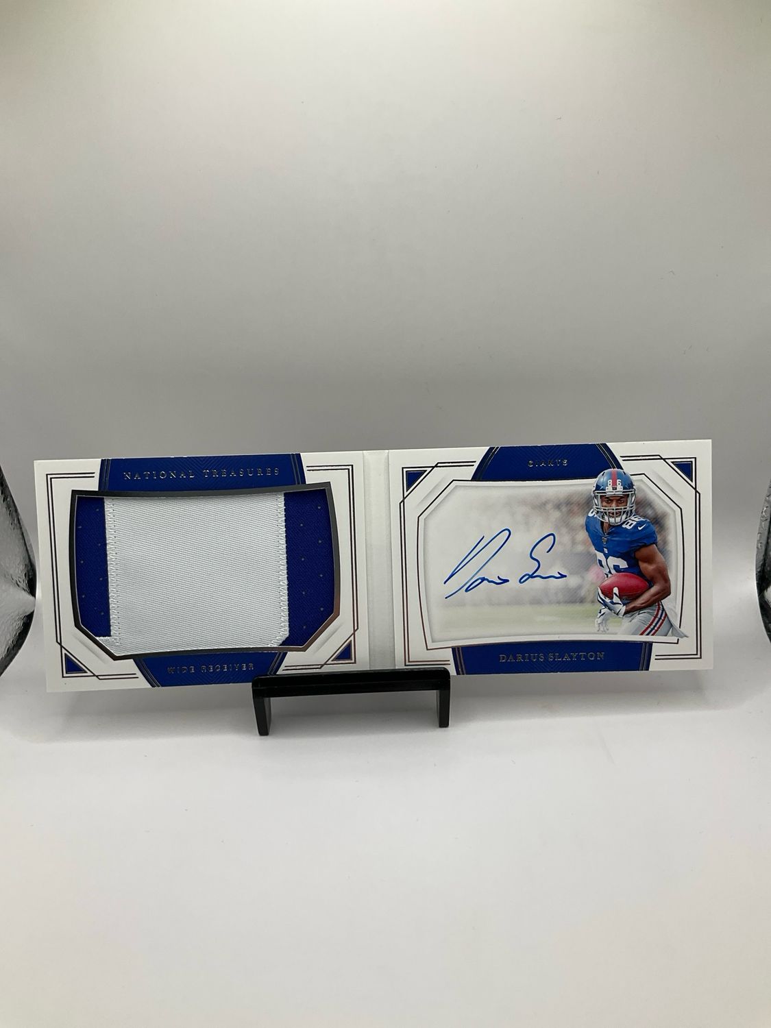 2019 NATIONAL TREASURES DARIUS SLAYTON ROOKIE JUMBO BOOKLET AUTO /99 NO. PSB-DY