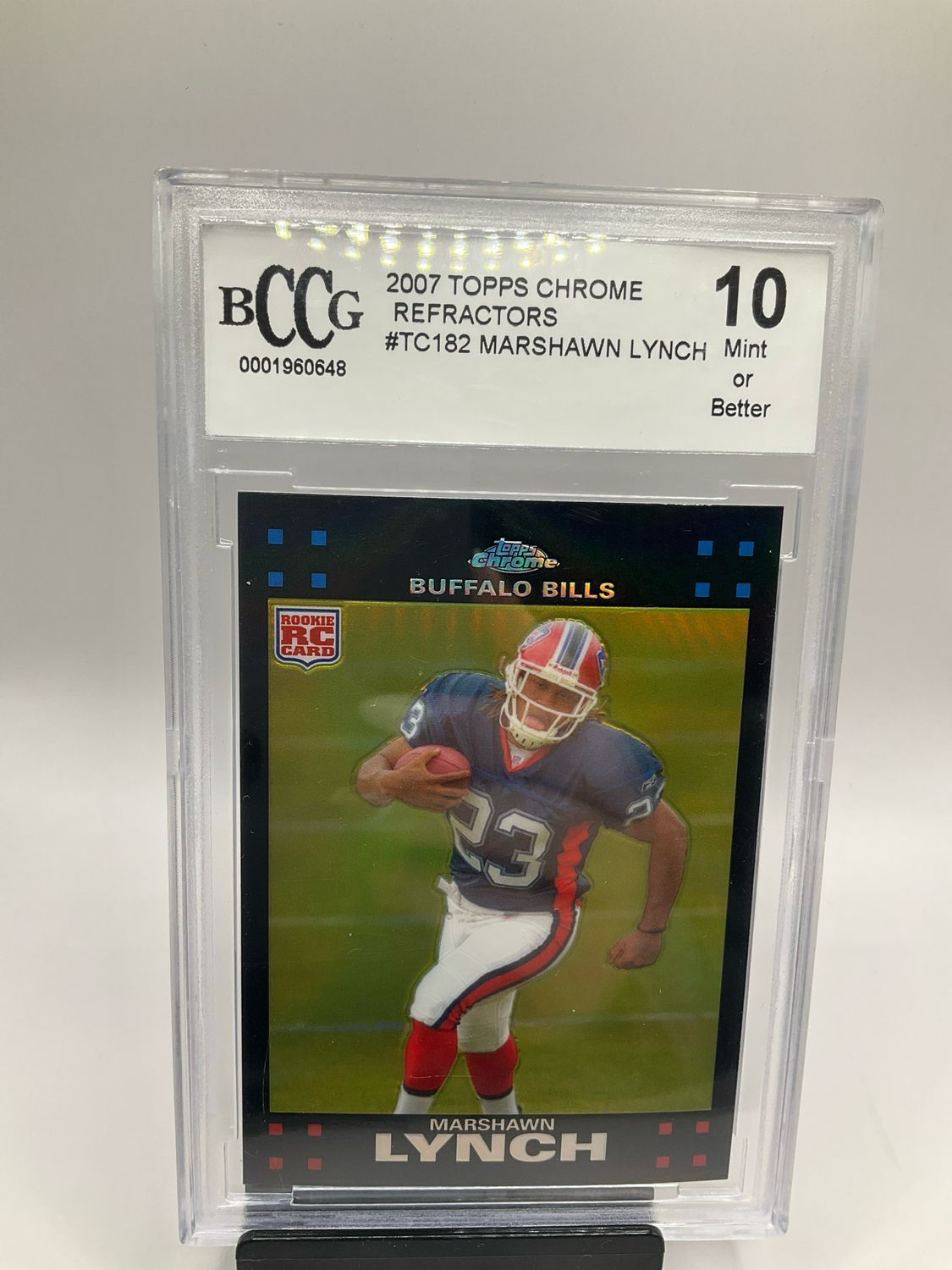 2007 TOPPS CHROME MARSHAWN LYNCH REFRACTOR BCCG 10 NO. TC182