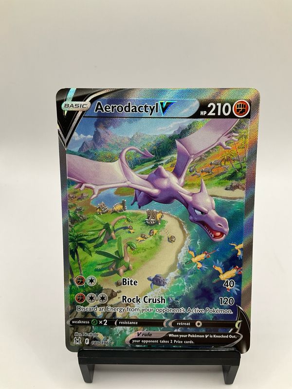 2022 POKEMON AERODACTYL V