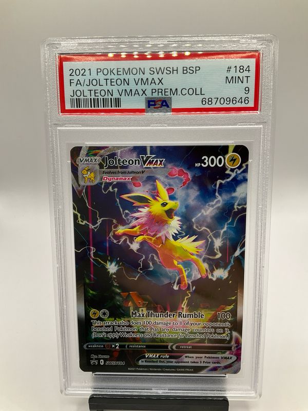 2021 POKEMON JOLTEON VMAX SWSH184 PSA 9