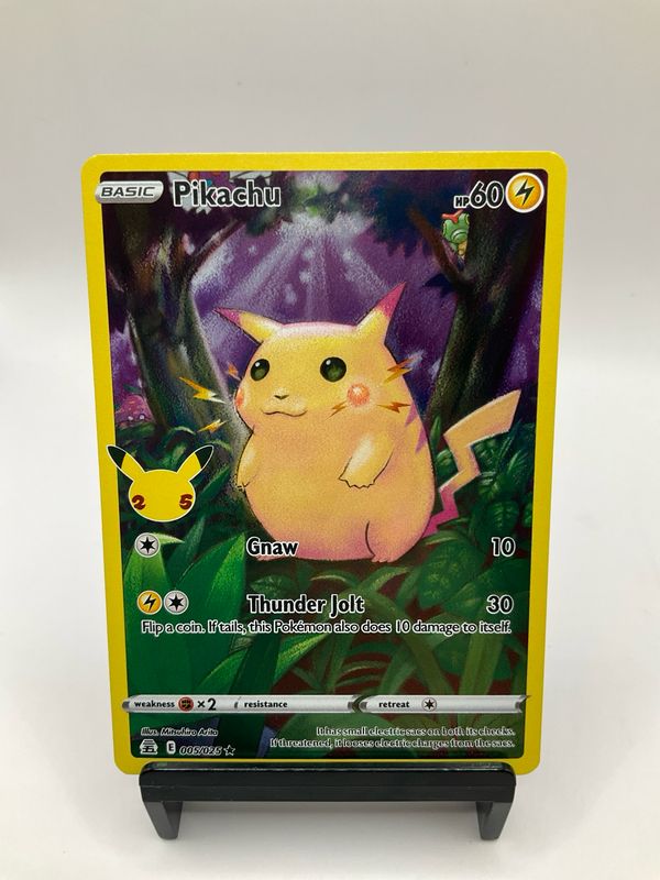 2021 POKEMON PIKACHU 005/025