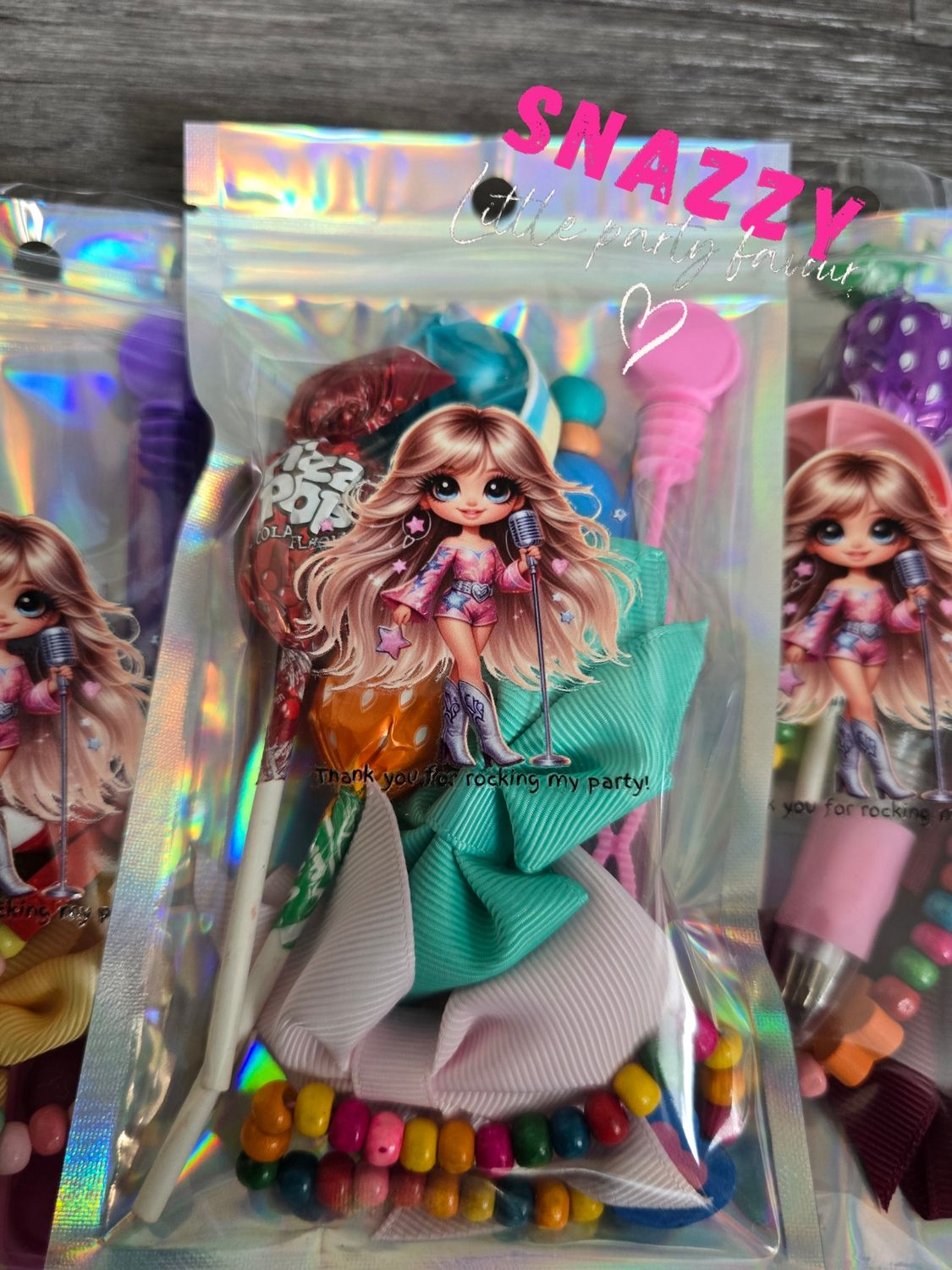 Pop Star Glow Party Bag for Girls – Filled Party Favour with Neon Hair Bow, Glow Toy & Sweet Treats | Music Birthday Bag | Kids Dance Party