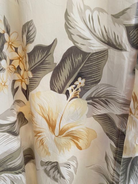 Via Veneto Vintage Hawaiian Shirt Size XL Front View