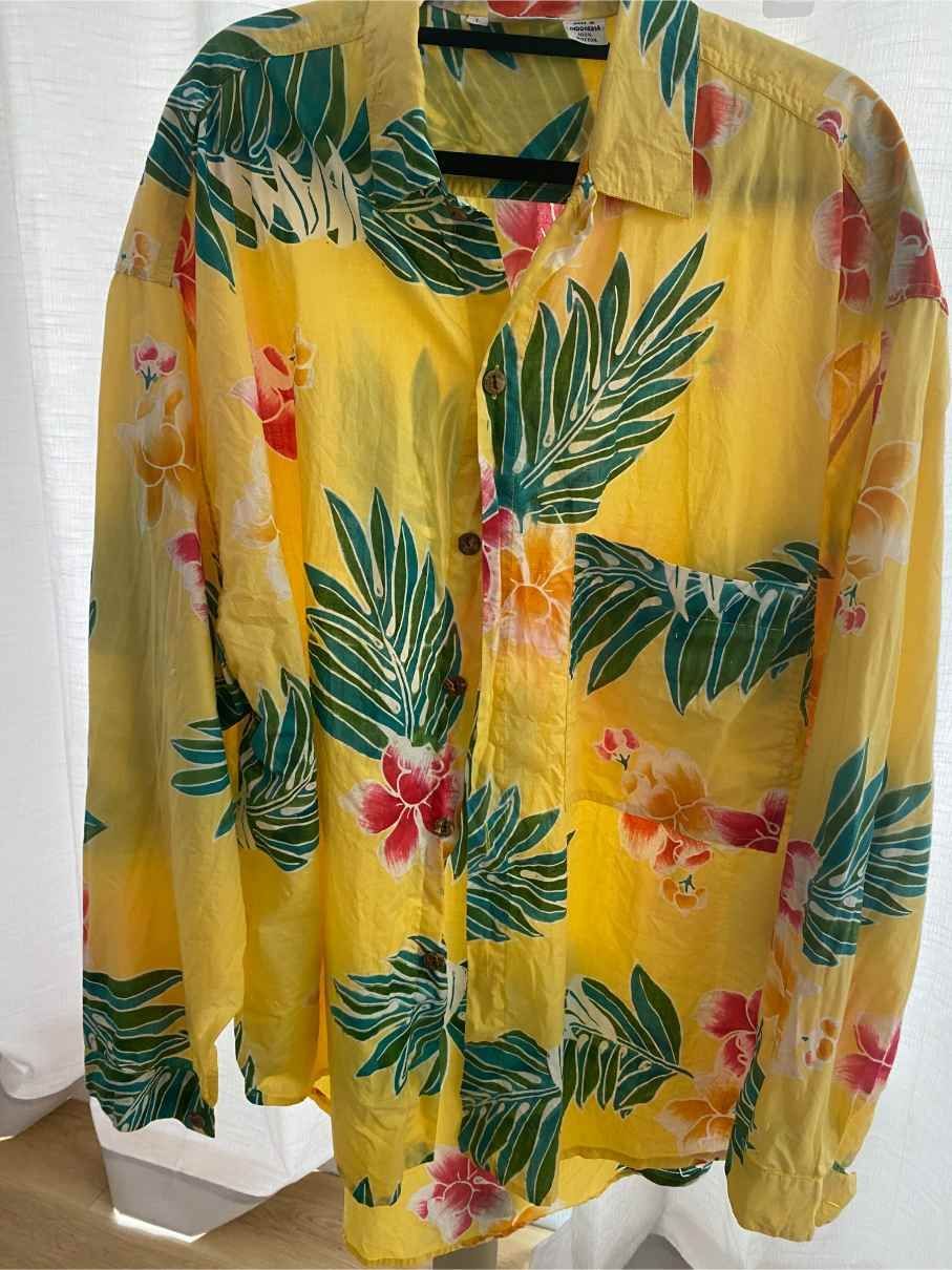 Ladies Vintage Hawaiian Shirt Long Sleeved