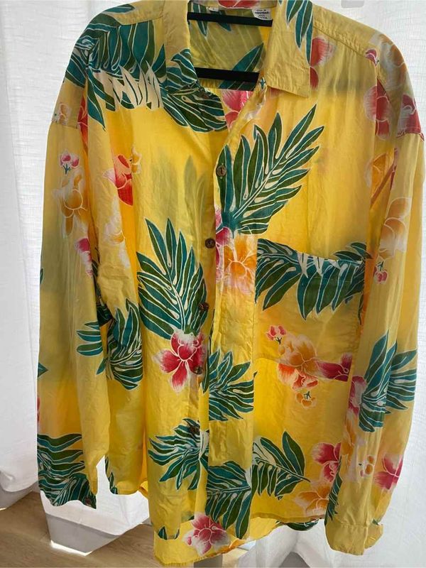 Ladies Vintage Hawaiian Shirt Long Sleeved