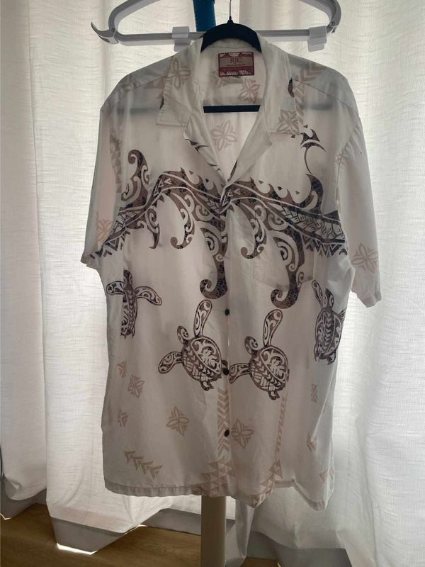 Turtles Vintage Hawaiian Shirt Front View