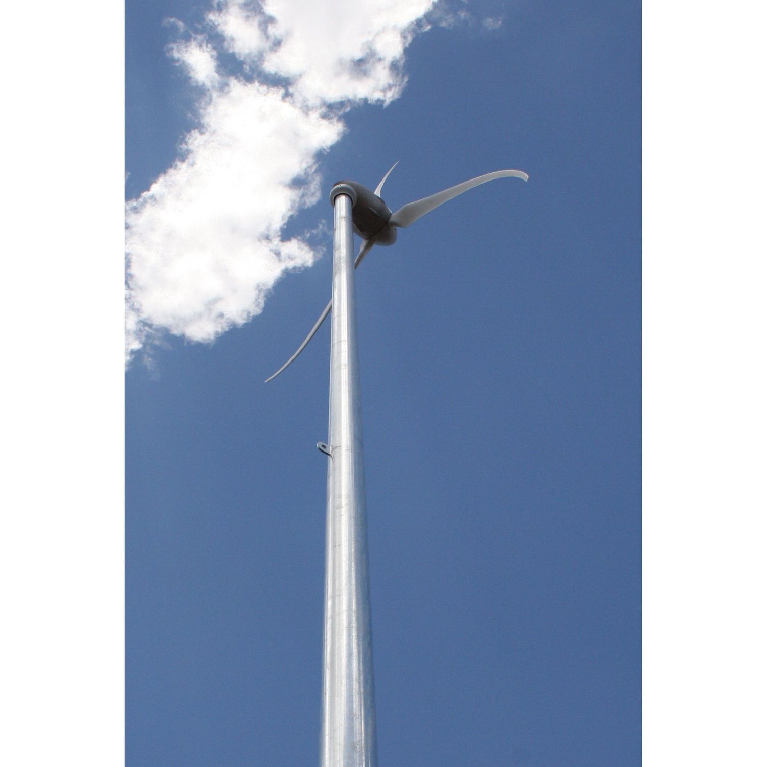 SkyStream Wind Turbine | Clean Energy Solutions | Power Up Generator Solutions