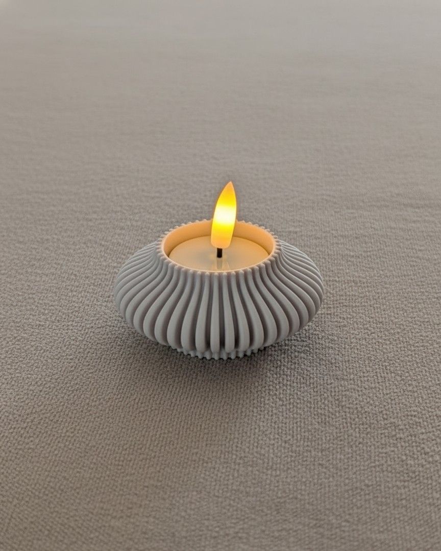 Ribbed Tealight Holder