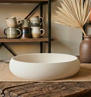 Simple Modern Bowl