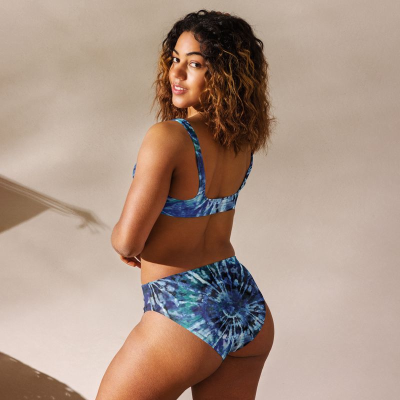 Eco-Style High-Waist Bikini - Recycelte Materialien