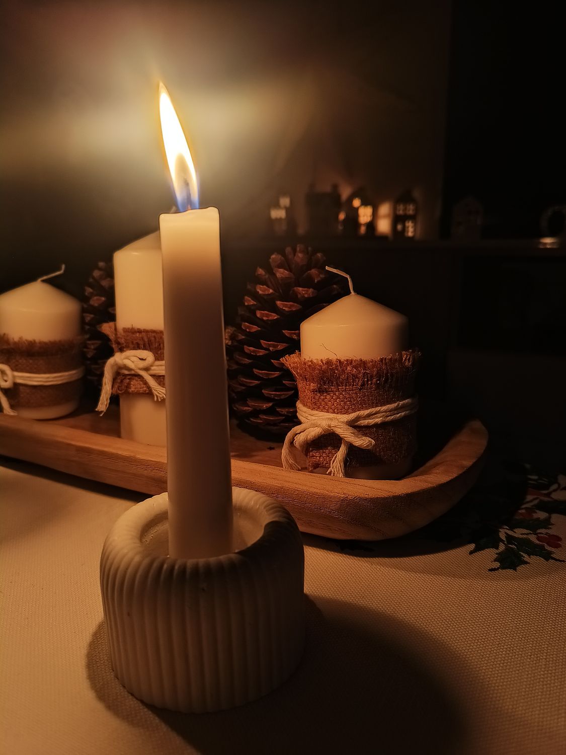 Świecznik prążkowany