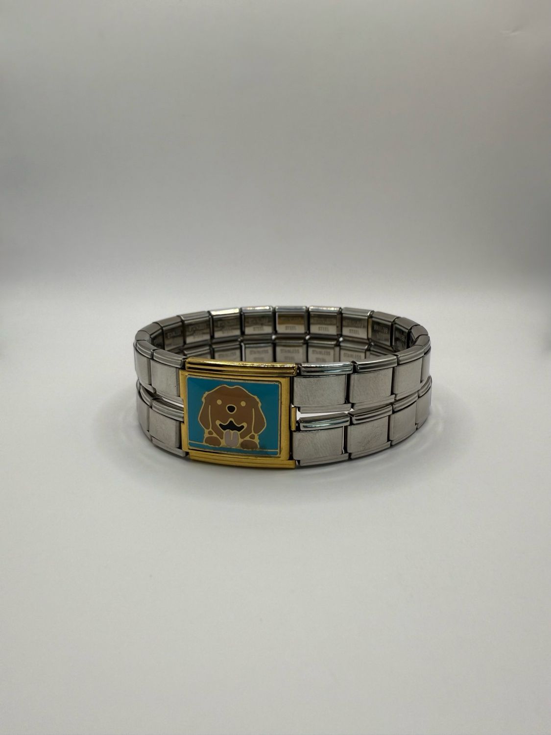 CHARM GOLDEN