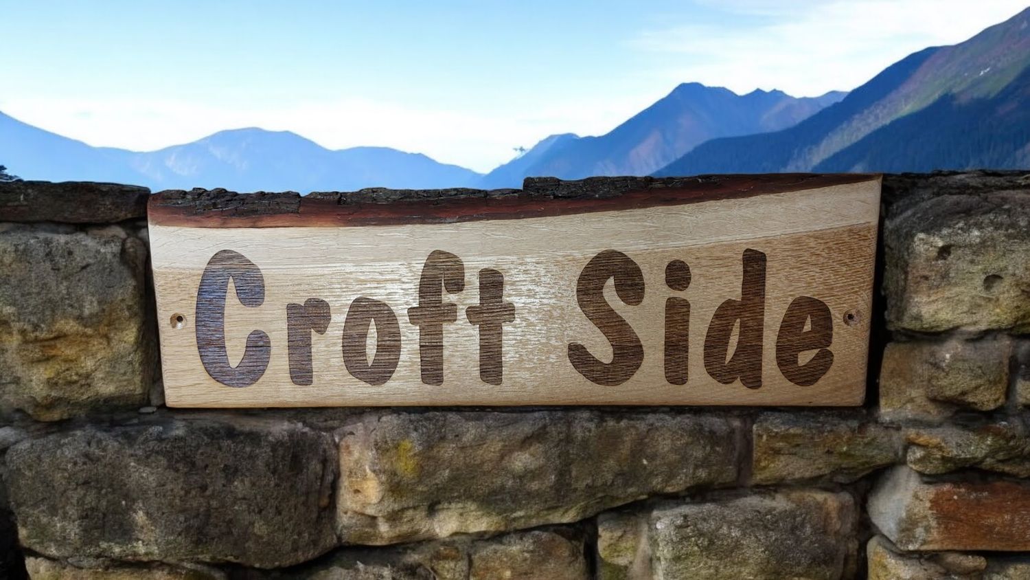 Living Edge Oak Signs