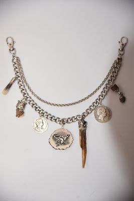 Herrencharivari „Jagdflügel“ Herrencharivari „Jagdflügel“