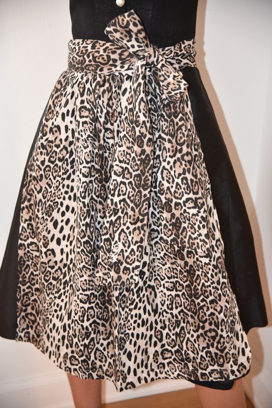 Schürze „Leona“