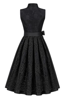 Dirndl „Black Magic 3/4-Arm“ geschlossen