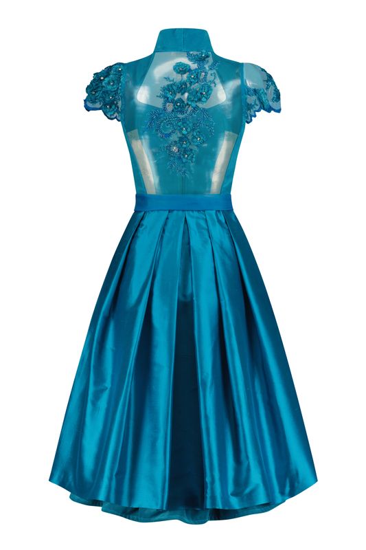 Dirndl  „Tina“ mit Spitzenrücken