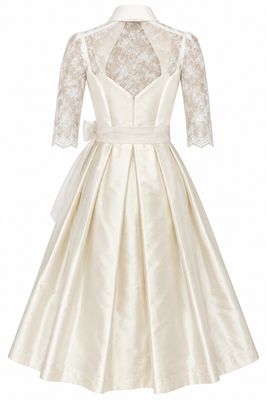 Dirndl „Aurelia 3/4-Arm“ mit Spitzenrücken