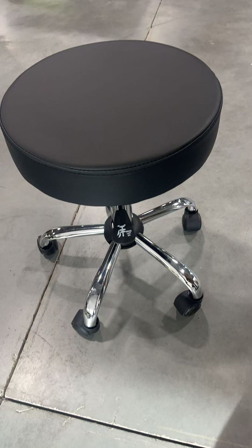 Deluxe Hydraulic Adjustable Height Rolling Stool Spa Facial Massage Tattoo (Basic, Black)