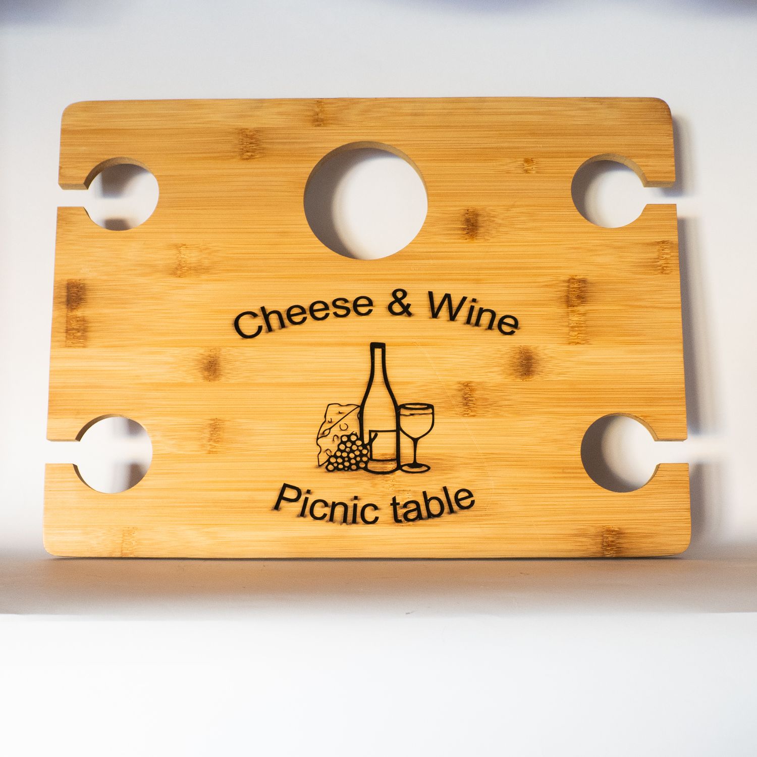 Folding picnic table