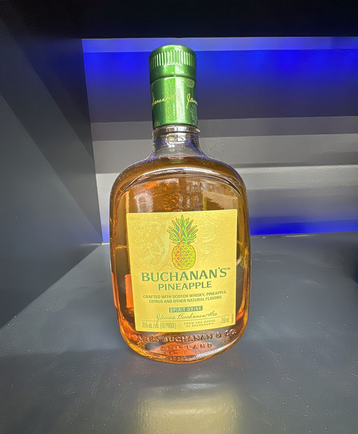 BUCHANANS PINEAPPLE 750ML
