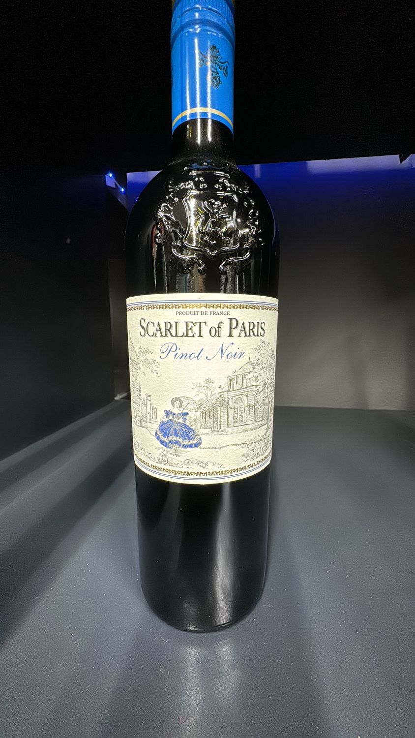 SCARLET OF PARIS PINOT NOIR