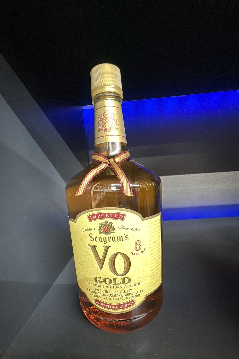 SEAGRAMS VO GOLD 8YR 1.75L