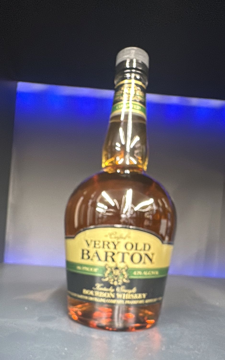 VERY OLD BARTON 750ml