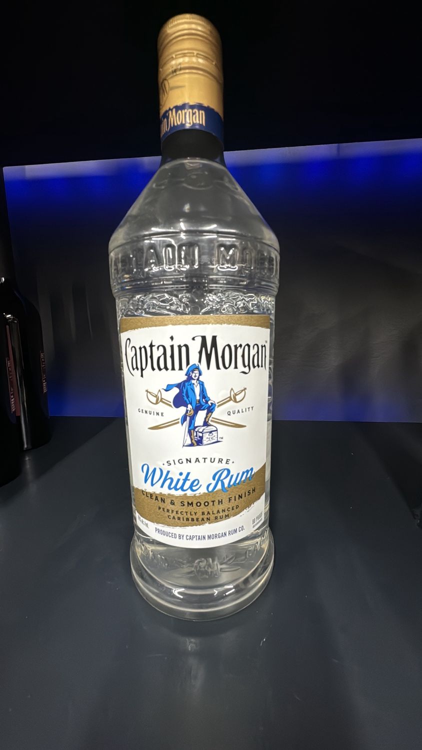 CAPTAIN MORGAN WHITE 1.75L