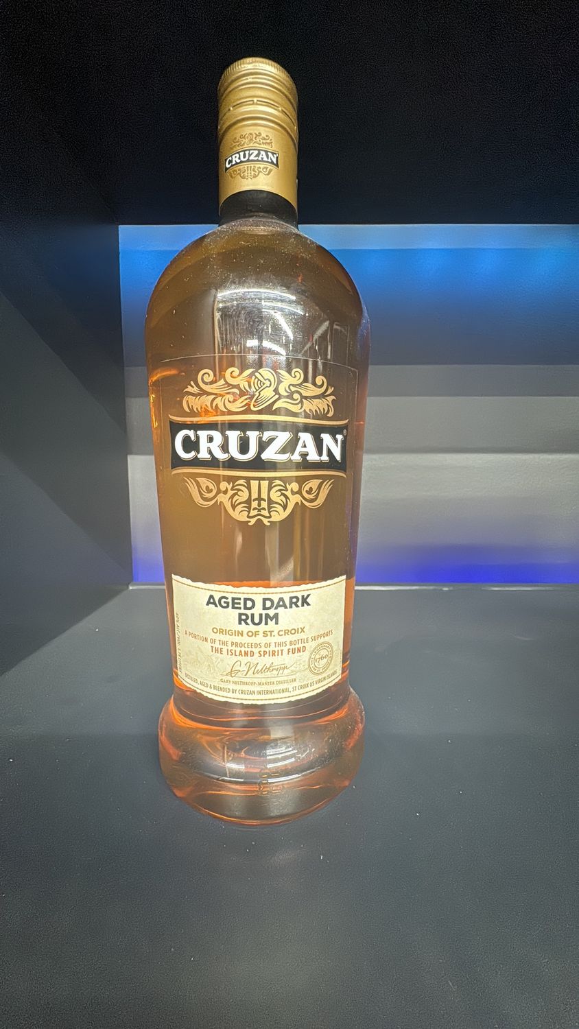 CRUZAN AGED DARK RUM 1.75L