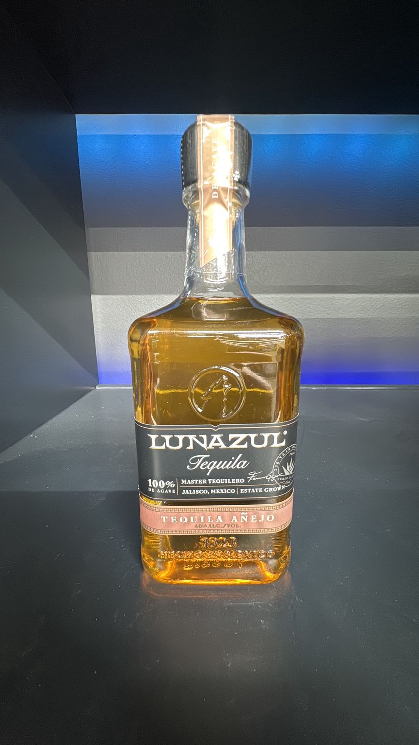 LUNAZUL ANEJO 750ML