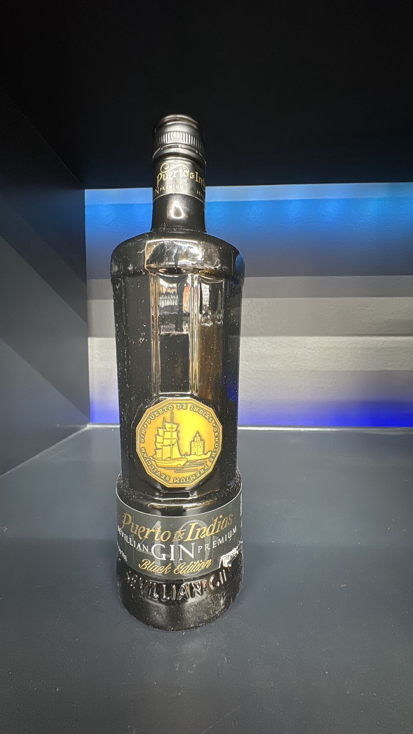 PUERTO DE INDIAS BLACK EDITION GIN