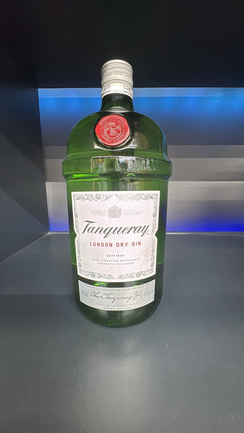 TANQUERAY GIN 1.75L