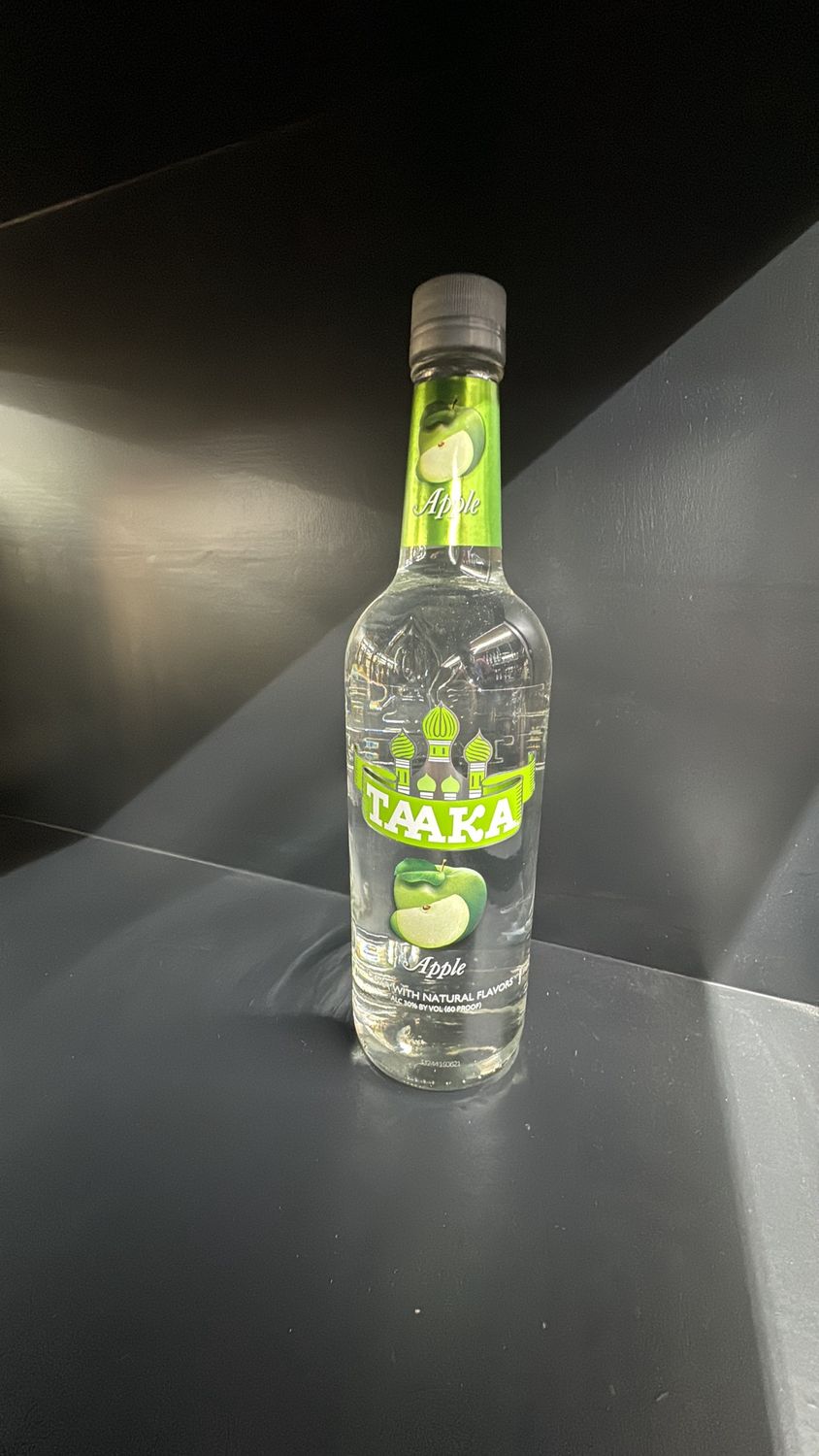 TAAKA APPLE 750ML