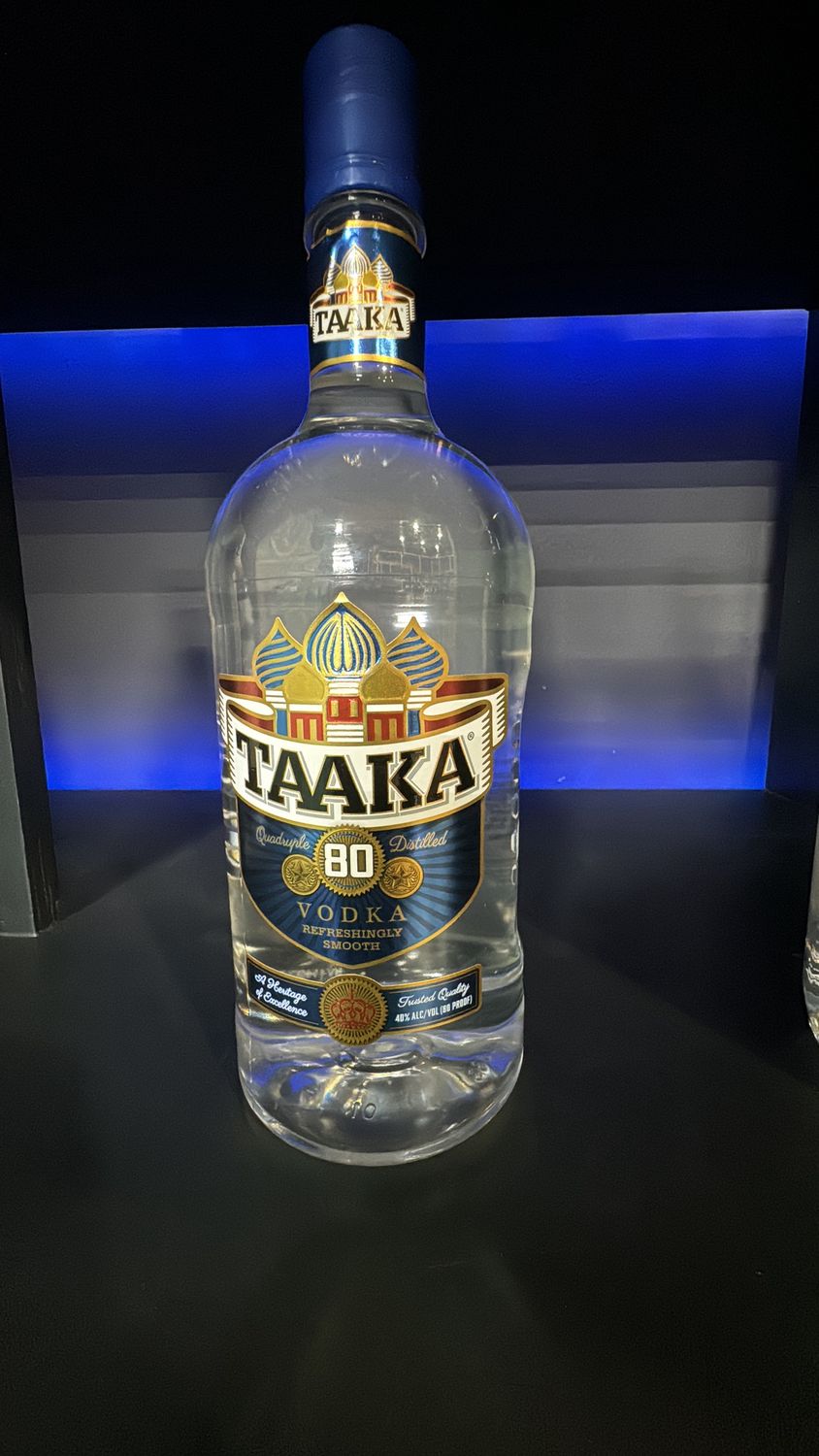 TAAKA VODKA 1.75L