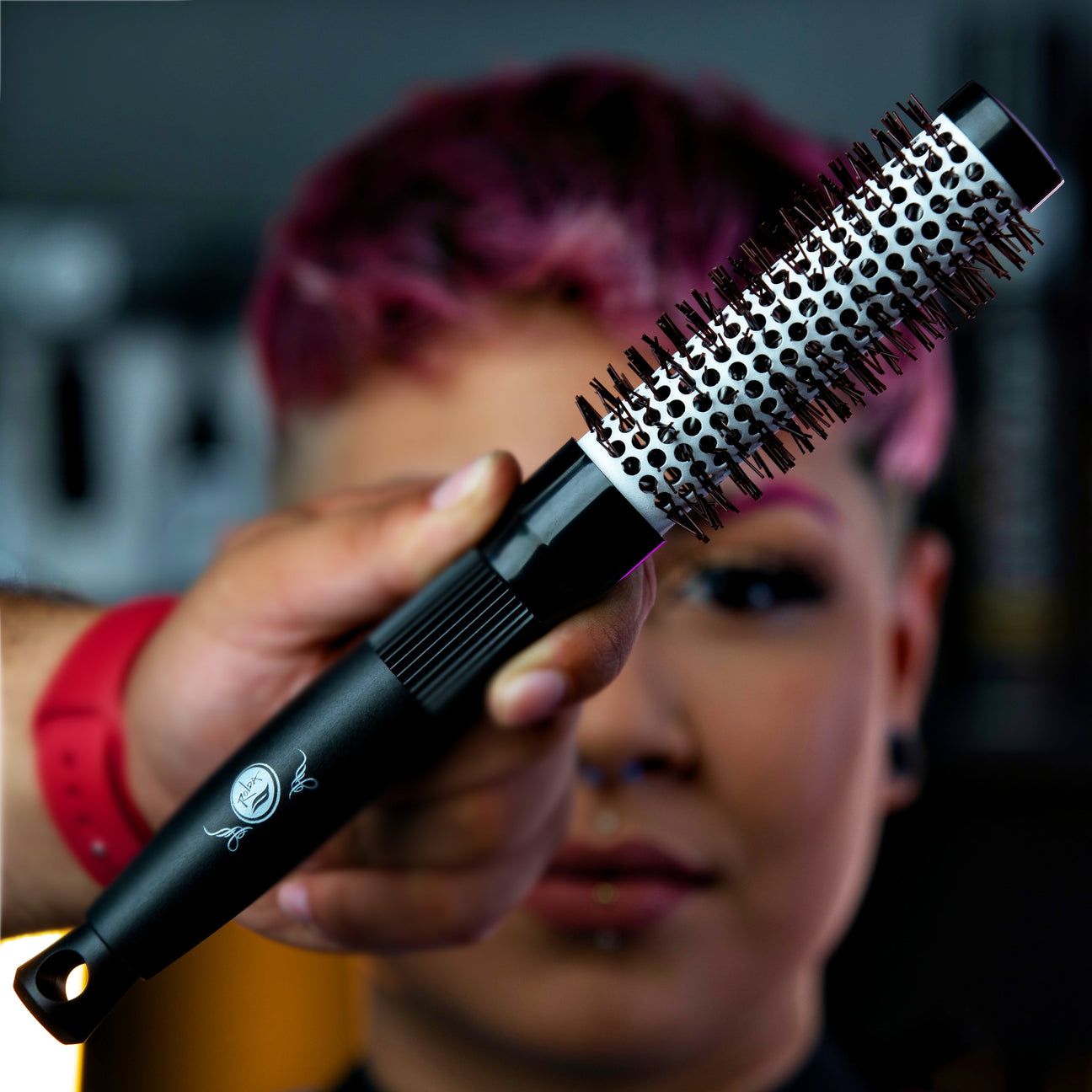 Rolda - Men's Barber Round Blow Drying Hair Brush | Anti-Static, High Heat Resistant - 25mm (1pc)