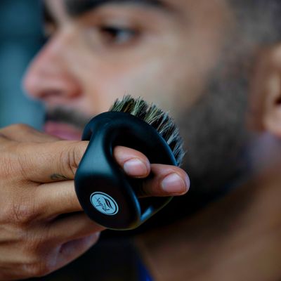 Rolda - Knuckle Boar Bristle Beard Brush | Ergonomic Knuckle Brush, Boar Bristles, Fade & Beard Brush, Remove Excess Hair Rolda - Knuckle Boar Bristle Beard Brush | Ergonomic Knuckle Brush, Boar Bristles, Fade & Beard Brush, Remove Excess Hair
