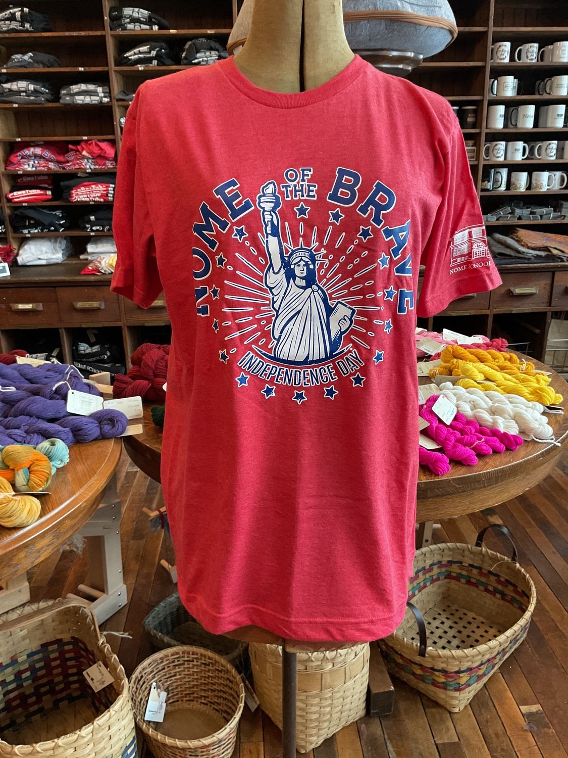 Adult Tshirt &quot;nome of the brave&quot;