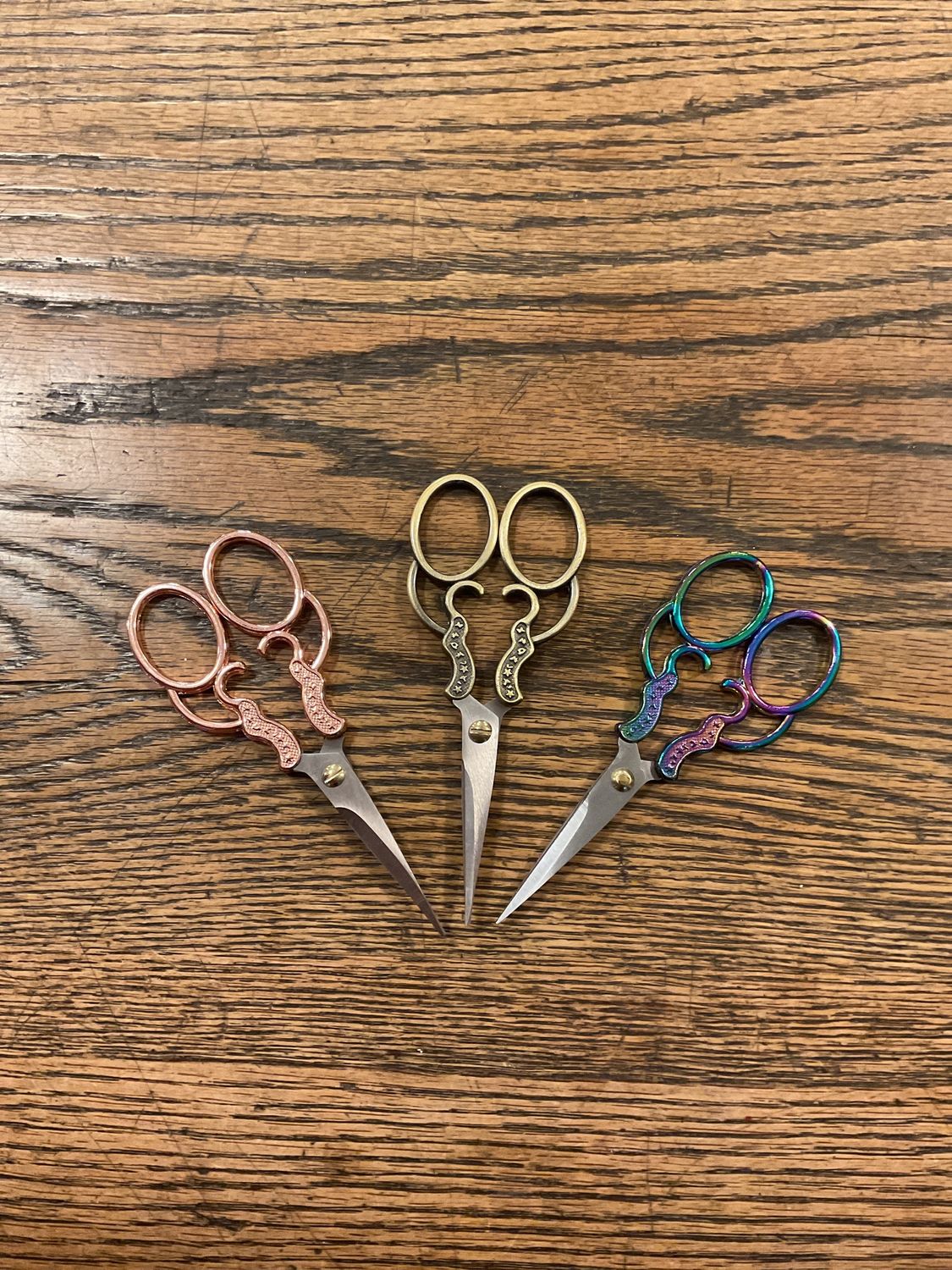 Tulip Garden Embroidery Scissors