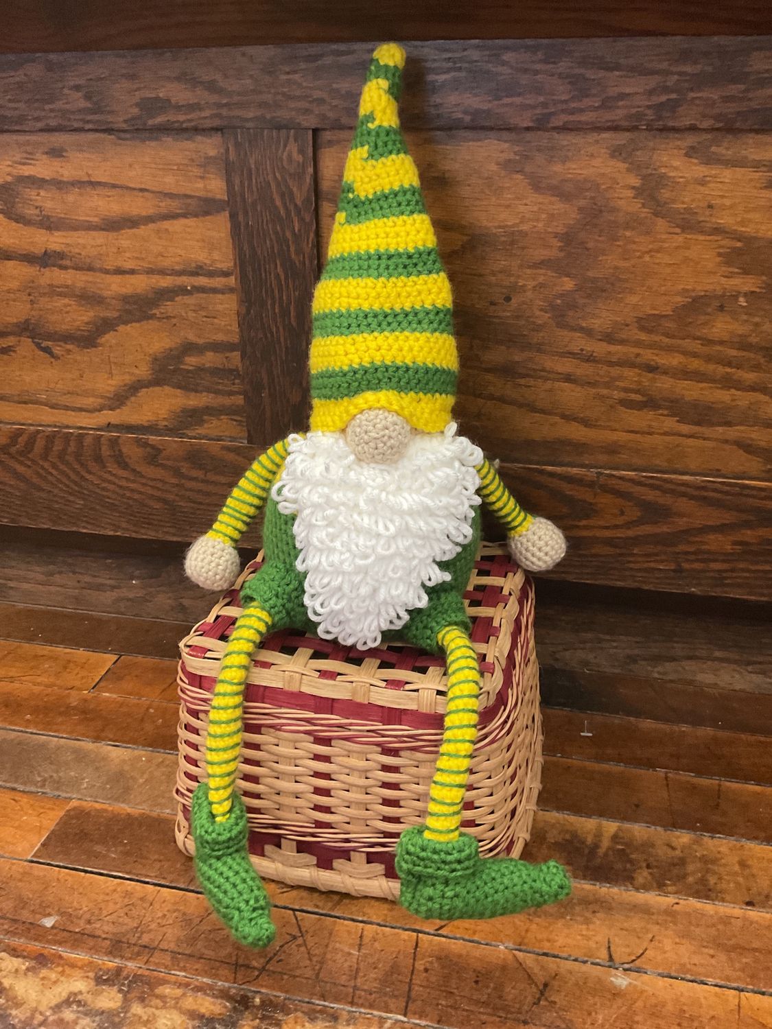 Crochet Gnomes, Color: Green/yellow