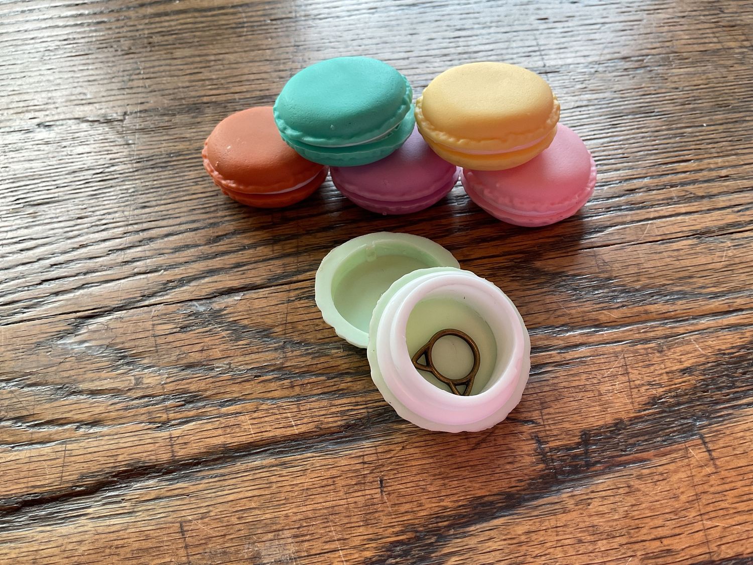 Macaroon Empty Stitch Marker Box