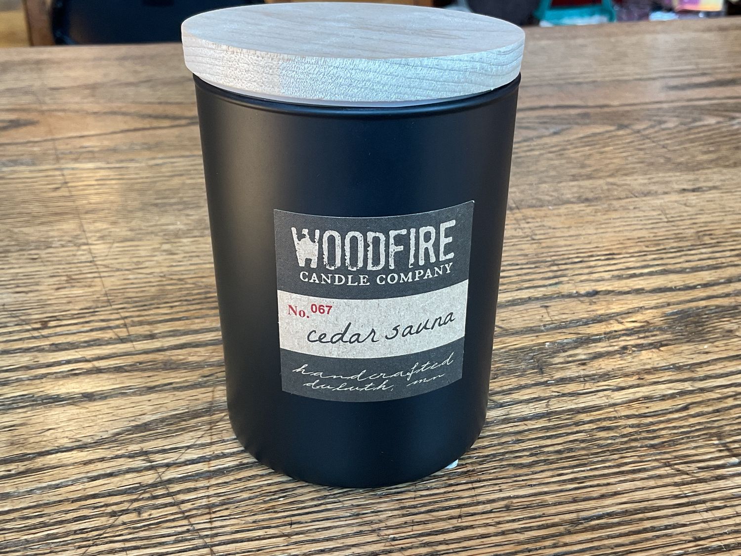 Woodfire Black Wood Wick Soy Candle, Scent: Cedar Sauna