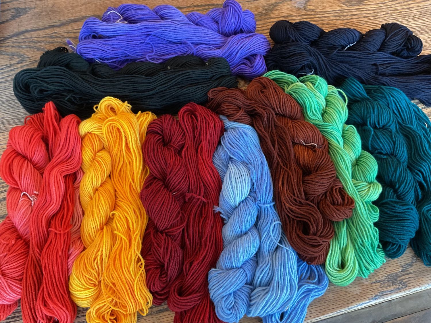 Yarn/Mini Sock Super Wash Merino/85 yds
