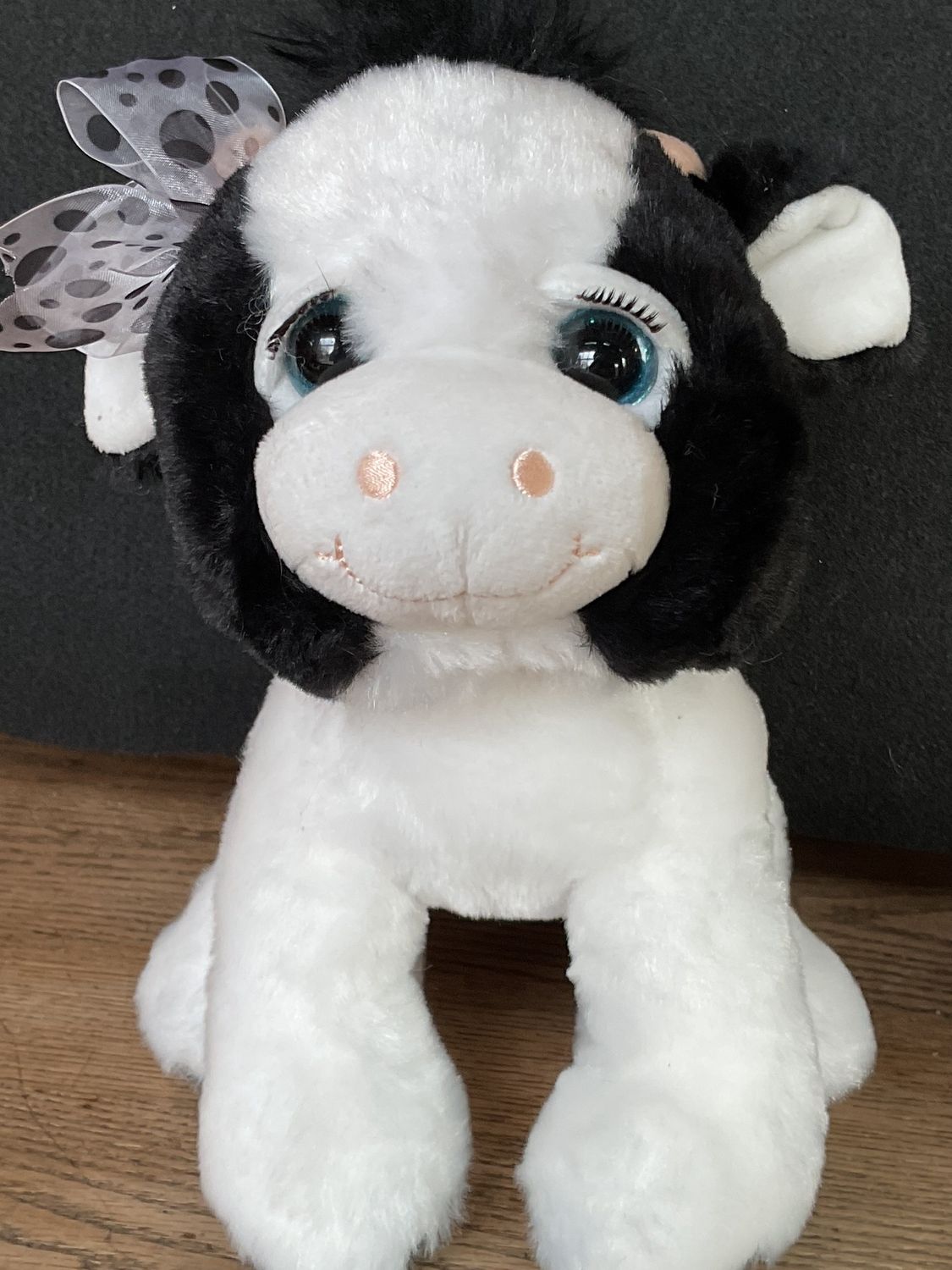 Lash&#39;z Cow Plush