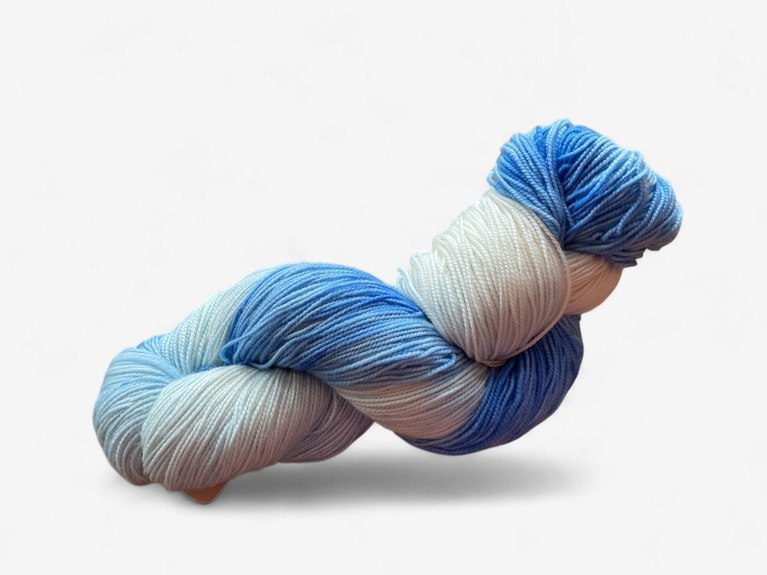 Dakota Dyed Yarn Superwash Merino Nylon Fingering 464yds Yarn, Color: ND sky