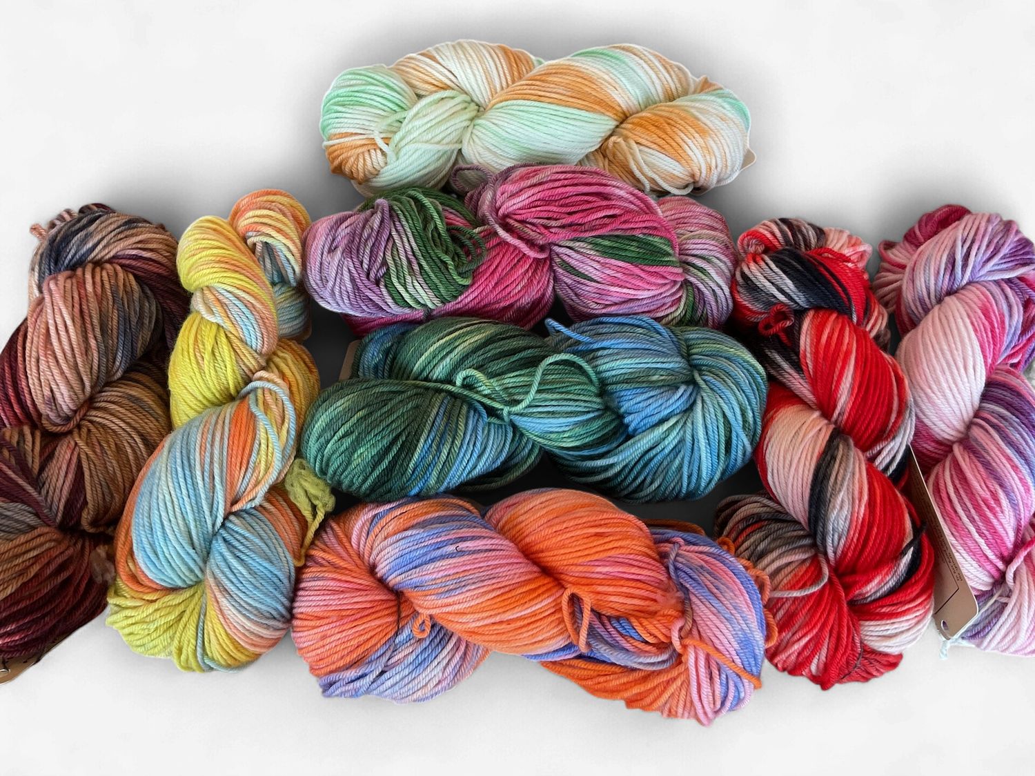 Dakota Dyed Superwash Merino DK 200 yds Yarn