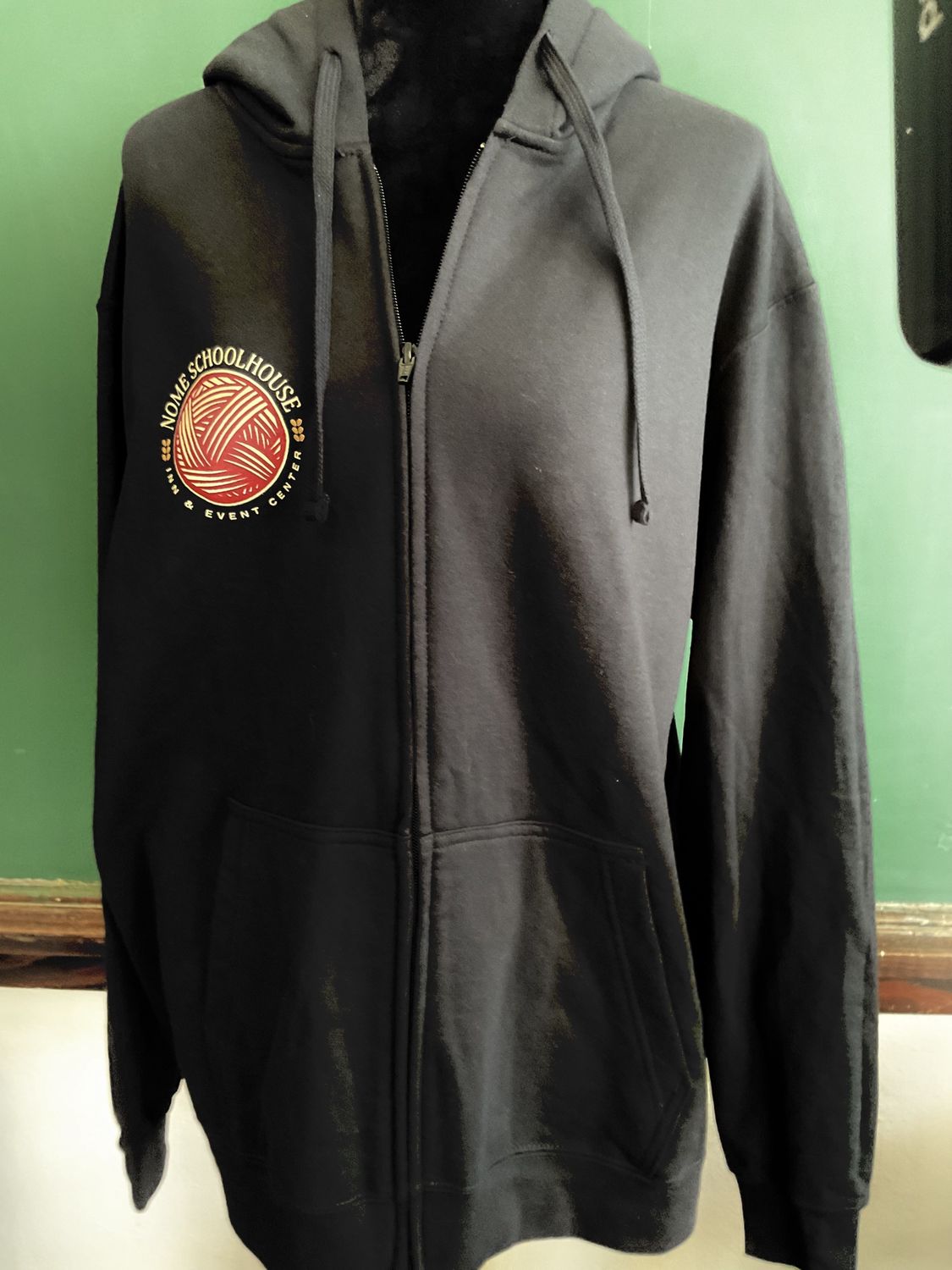 Zip up hooded sweatshirt black