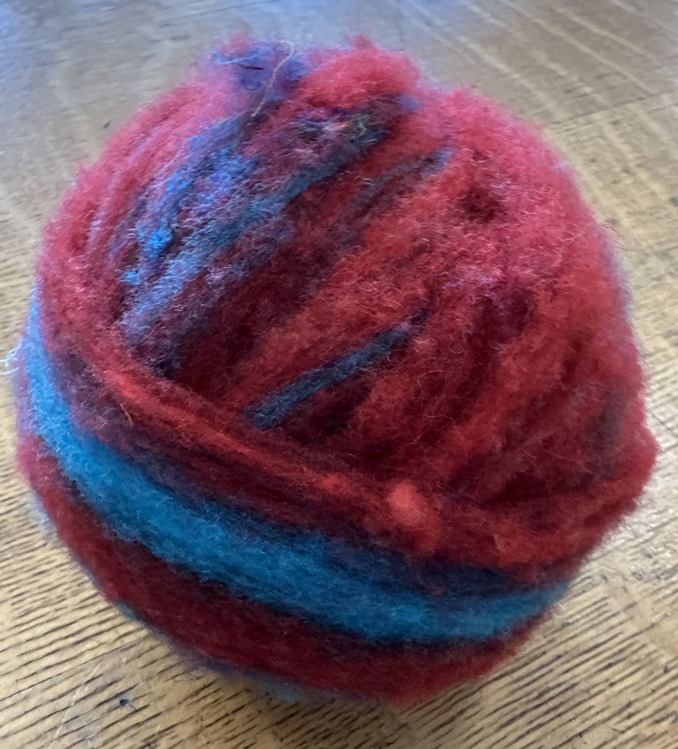 Nome Schoolhouse CVM Blends Roving For Spinning, Blend: CVM Wool/ Sari Silk/ Red &amp; Blue