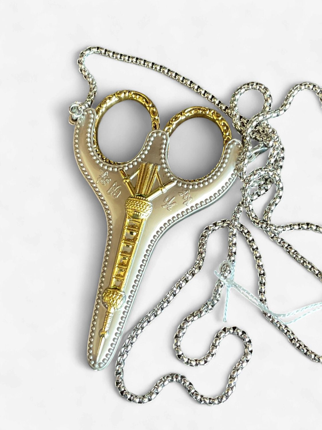 Embroidery Scissors  with Chain &amp; Sheath
