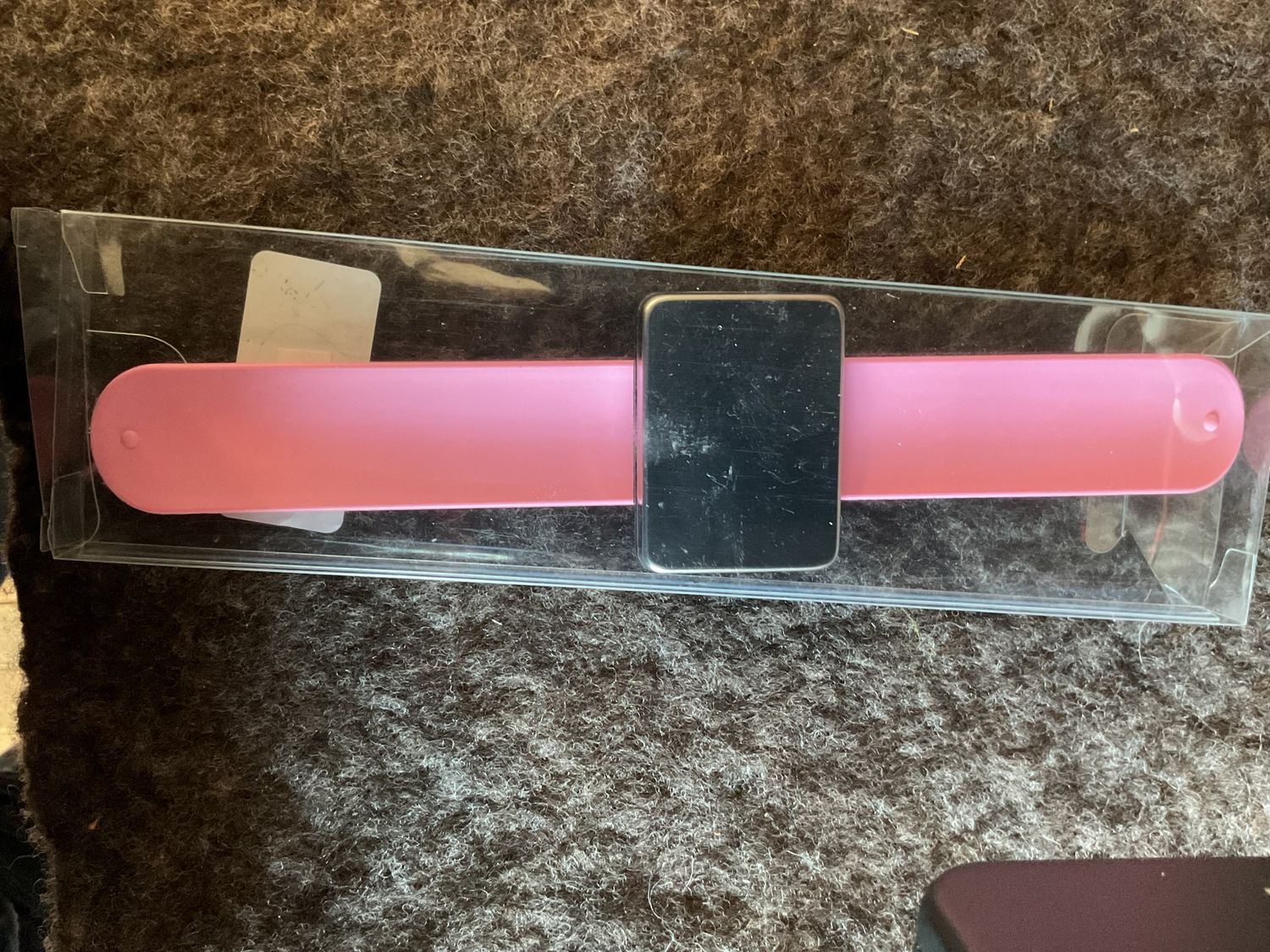 Magnetic Pin Wrist Holder